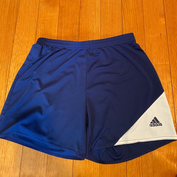 Adidas soccer shorts - Picture 2 of 2